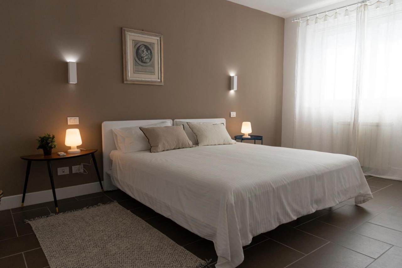 Stardust Guesthouse Аугуста Экстерьер фото