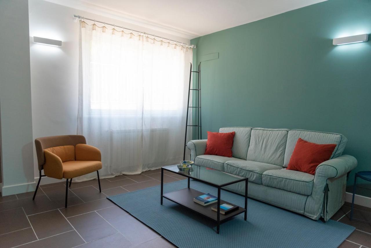 Stardust Guesthouse Аугуста Экстерьер фото